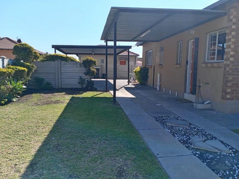 3 Bedroom Property for Sale in Waterval East North West